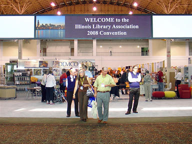 Entrance to the Exhibits at Navy Pier DSC07068b.jpg